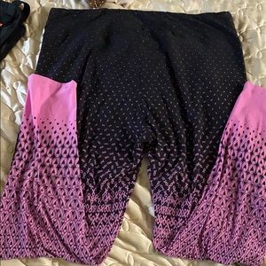 LuLaRoe TC2 leggings, black/pink w/breast cancer